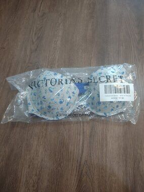 Victoria's Secret Gray 38C Bra With Blue Flowers Straps Lining NISP